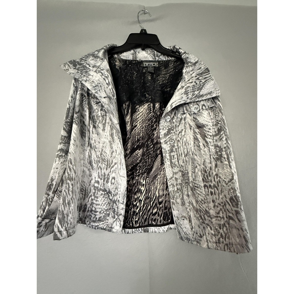 Berek Jacket Womens Medium Gray Animal Print Button Front Lined‎ Lace Collared
